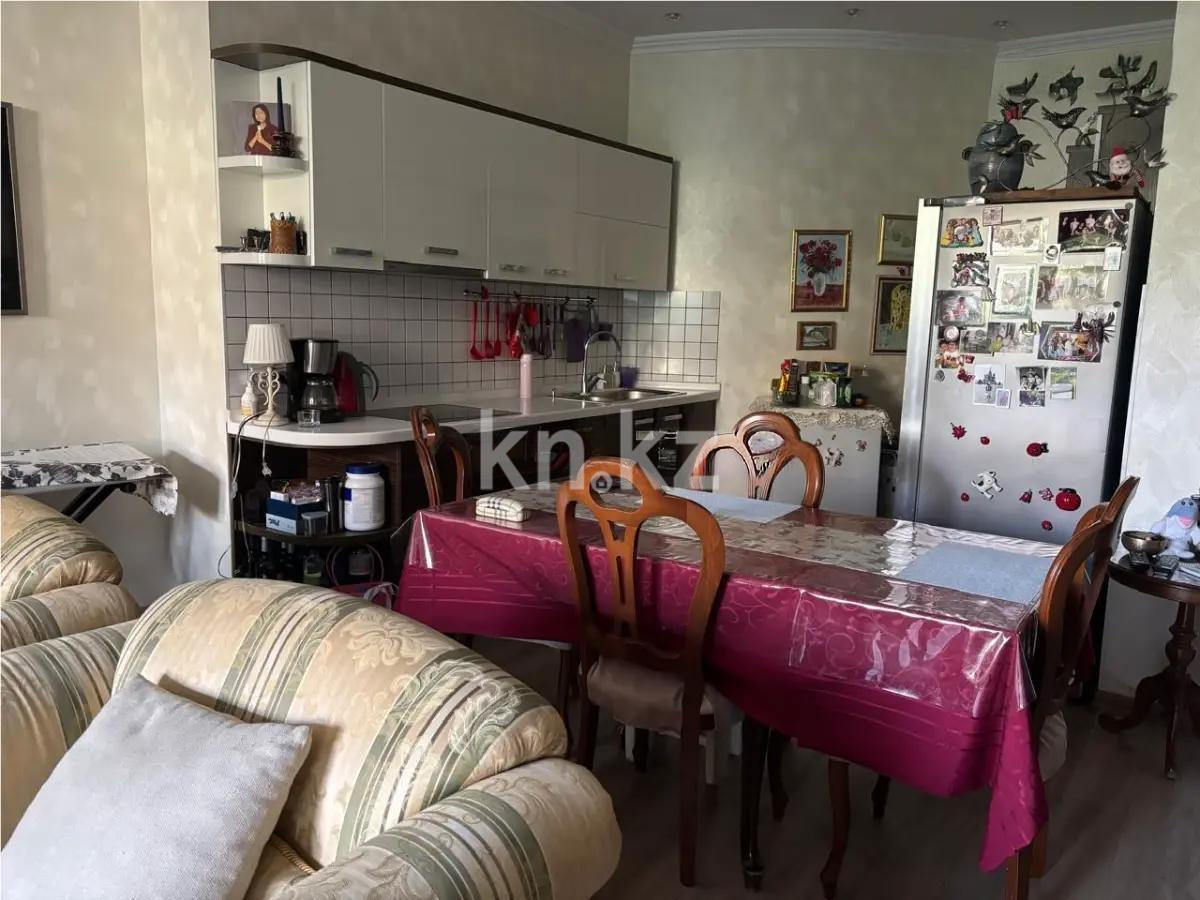 Продажа 2-комнатной квартиры, 83 м², ул. Омаровой, дом  37 в Алматы - фото 5