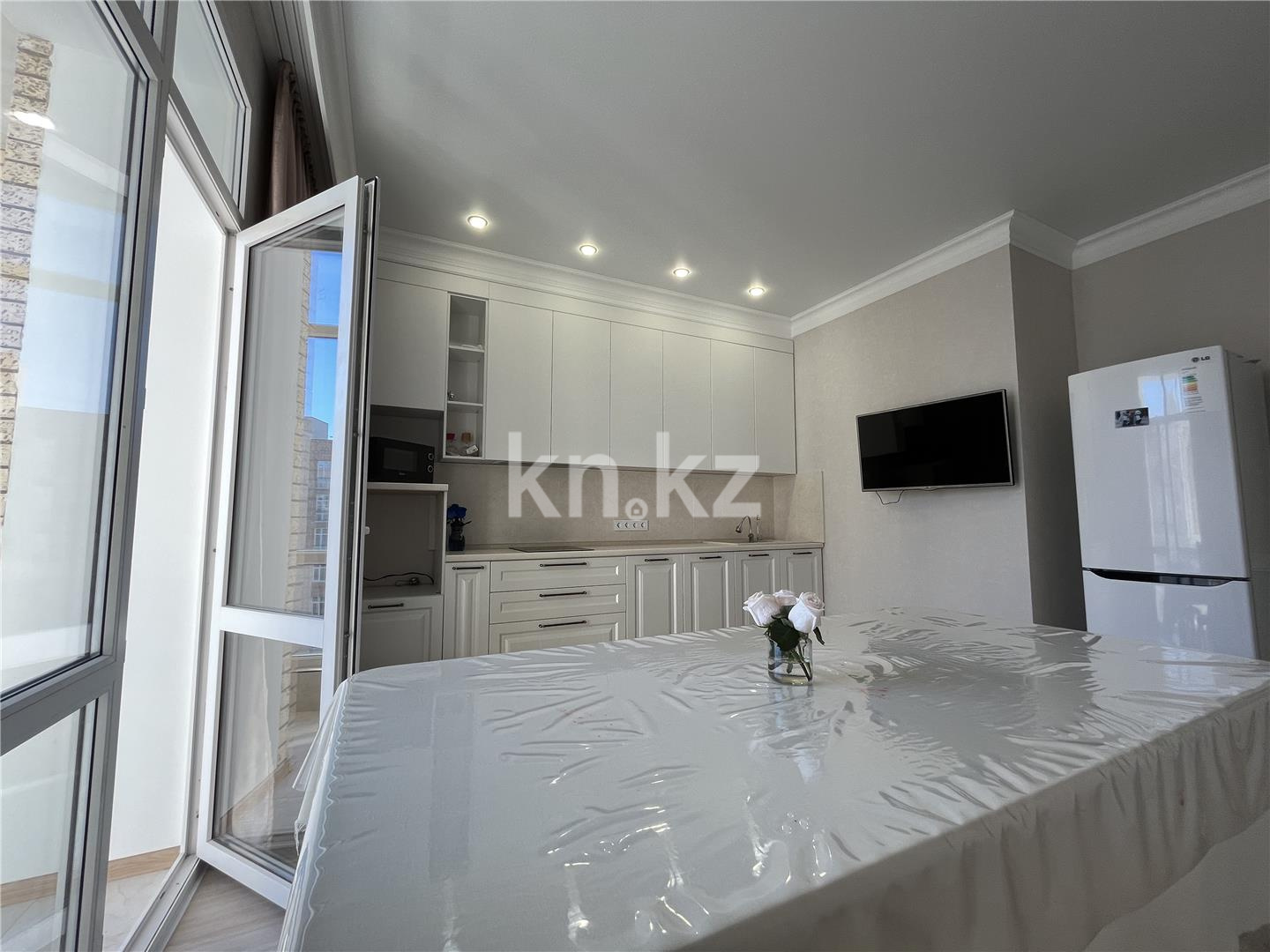 Продажа 2-комнатной квартиры, 64 м², ул. Ашимова, дом  21 в Караганде - фото 10