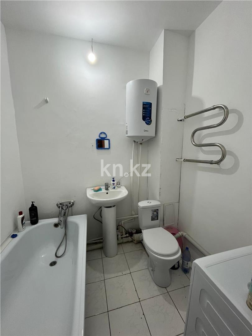 Продажа 2-комнатной квартиры, 62 м², ул. Белинского в Караганде - фото 7