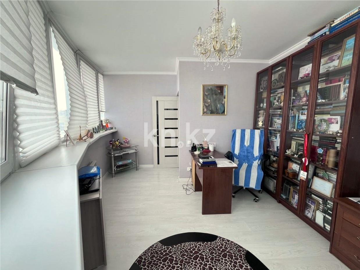 Продажа 4-комнатной квартиры, 136 м² в Караганде - фото 12