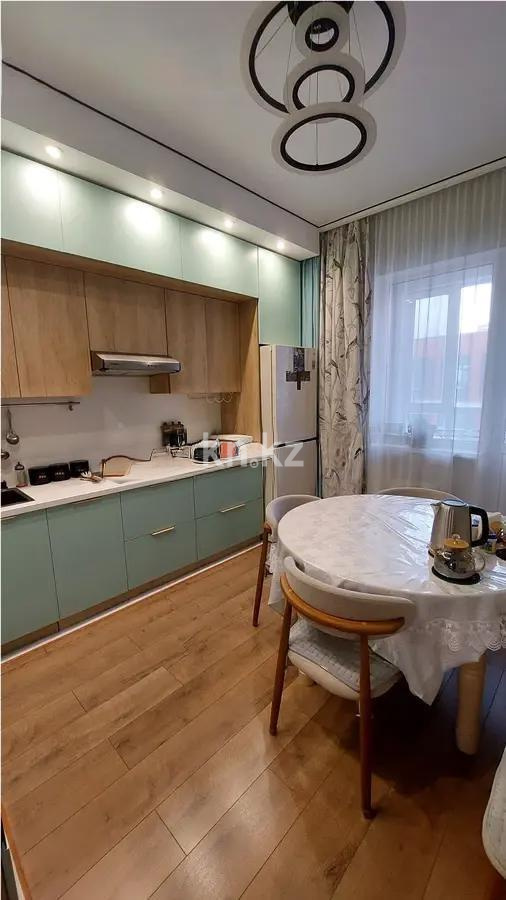 Продажа 2-комнатной квартиры, 63 м², ул. Омарова, дом  27/1 в Астане - фото 3
