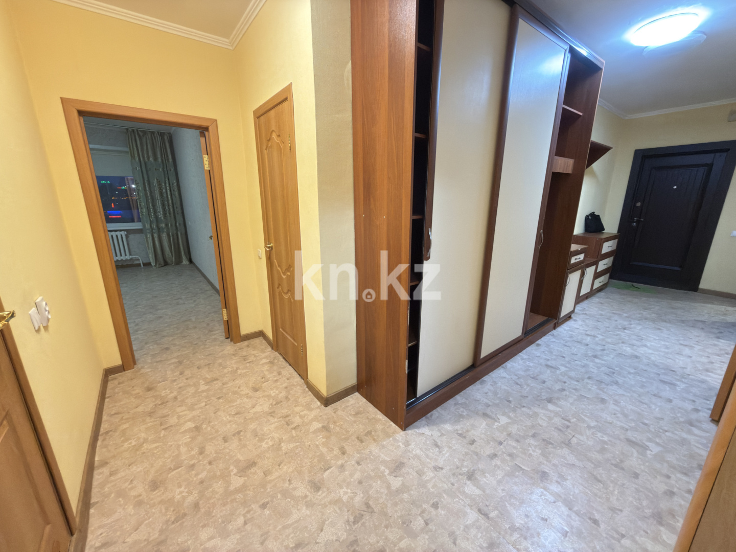 Продажа 4-комнатной квартиры, 92 м² в Караганде - фото 16