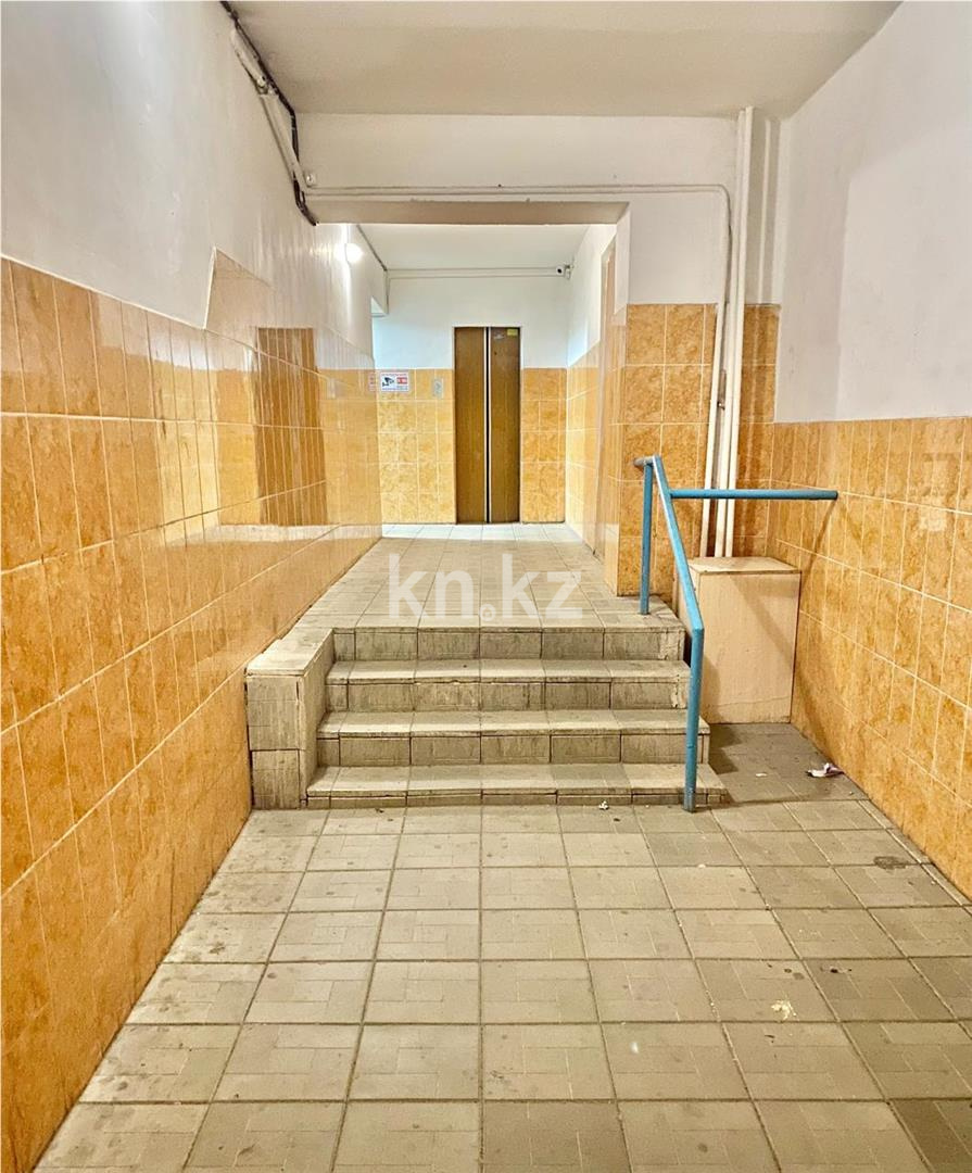 Продажа 2-комнатной квартиры, 46 м², ул. Муканова в Караганде - фото 12