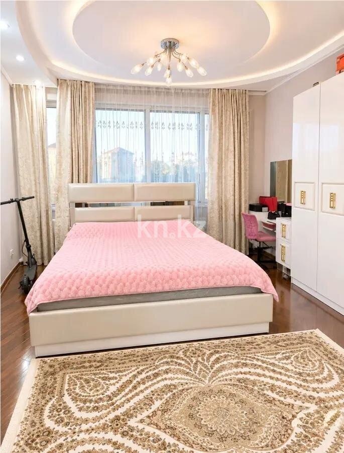 Продажа 2-комнатной квартиры, 90 м² в Алматы - фото 2
