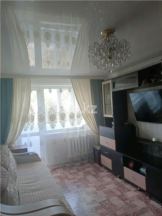 Продажа 3-комнатной квартиры, 61 м², пр. Республики, дом  10 в Караганде - фото 2