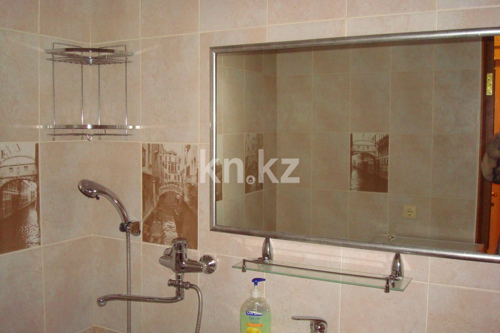 Аренда 1-комнатной квартиры посуточно, 40 м² в Астане - фото 8