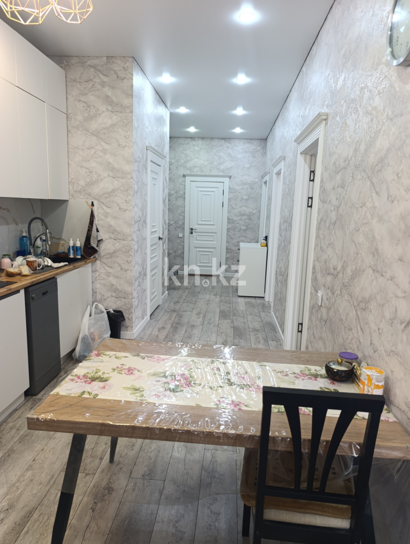 Продажа 3-комнатной квартиры, 75.2 м² в Караганде - фото 4
