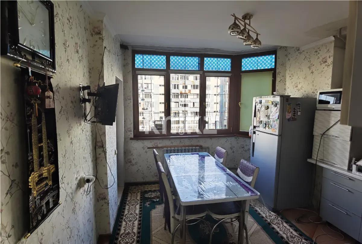 Продажа 3-комнатной квартиры, 84 м², мкр-н Мамыр-4, дом  301 в Алматы - фото 4