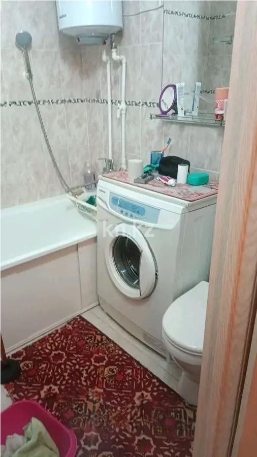 Продажа 1-комнатной квартиры, 32 м², мкр-н 22, дом  28 в Караганде - фото 2