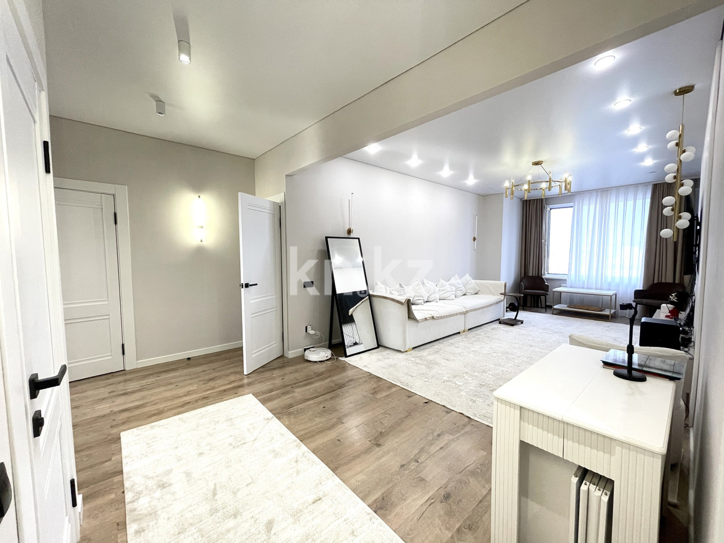 Продажа 3-комнатной квартиры, 101.9 м² в Алматы - фото 5