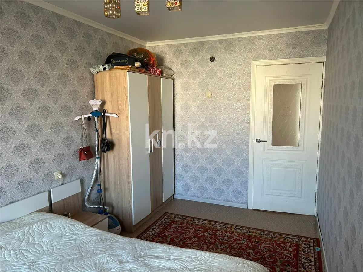 Продажа 4-комнатной квартиры, 76 м², пр. Республики, дом  18 в Караганде - фото 5