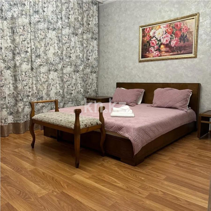 Продажа 3-комнатной квартиры, 95 м² в Караганде - фото 3