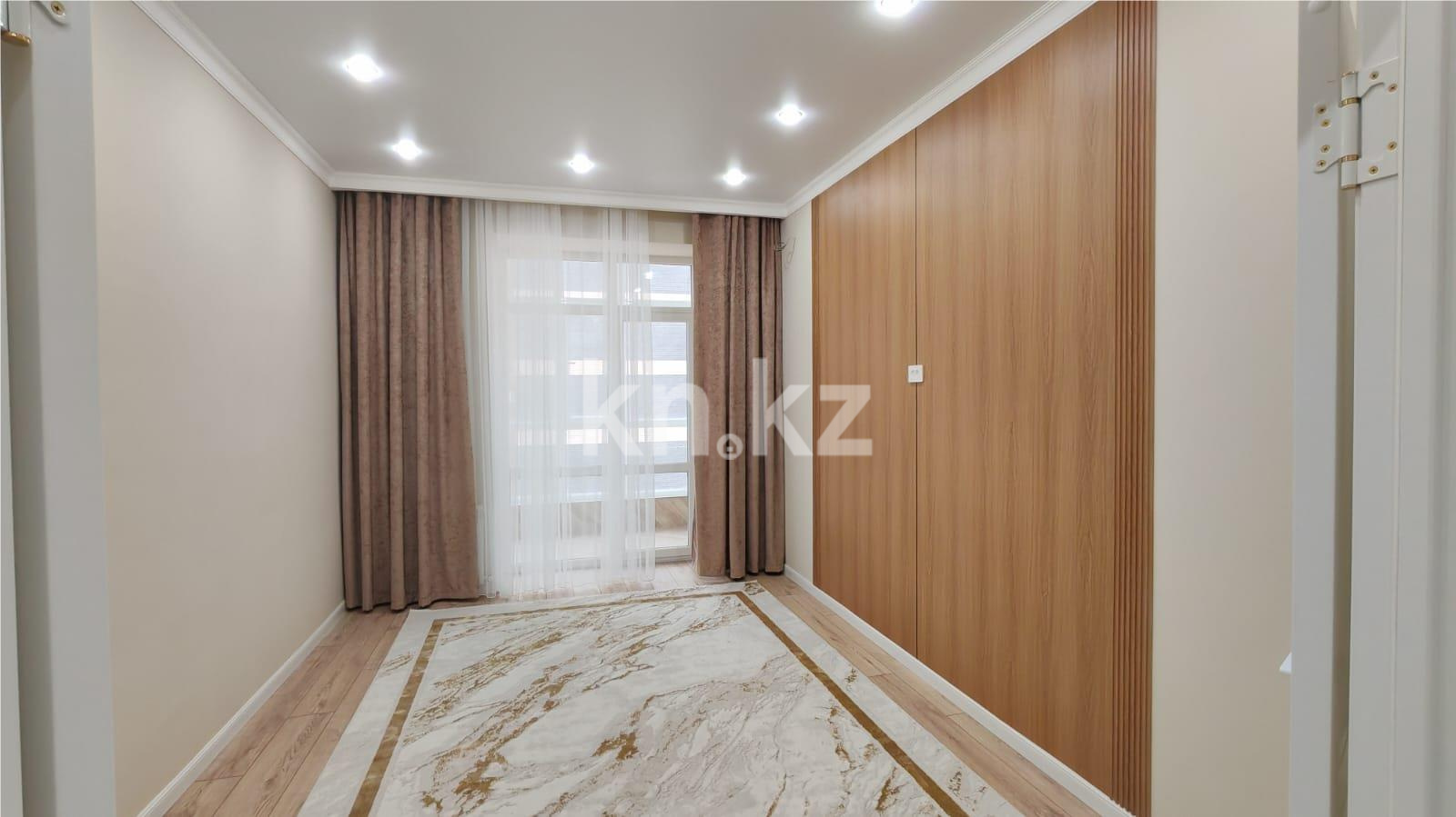 Продажа 2-комнатной квартиры, 64 м², 067 учетный квартал, дом  456/4 в Караганде