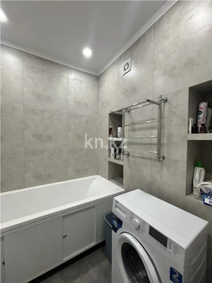 Продажа 2-комнатной квартиры, 70 м², ул. Есенова, дом  160/3 в Алматы - фото 4