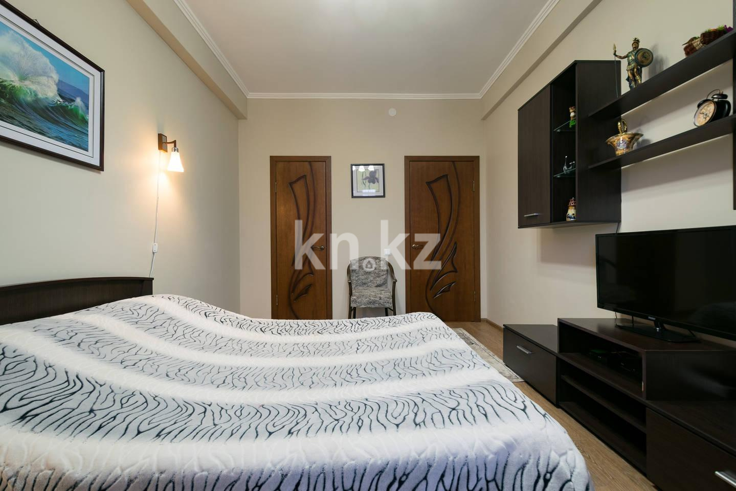 Аренда 1-комнатной квартиры посуточно, 38 м², ул. Казыбек би, дом  125/1 - ул. Досмухамедова в Алматы - фото 4