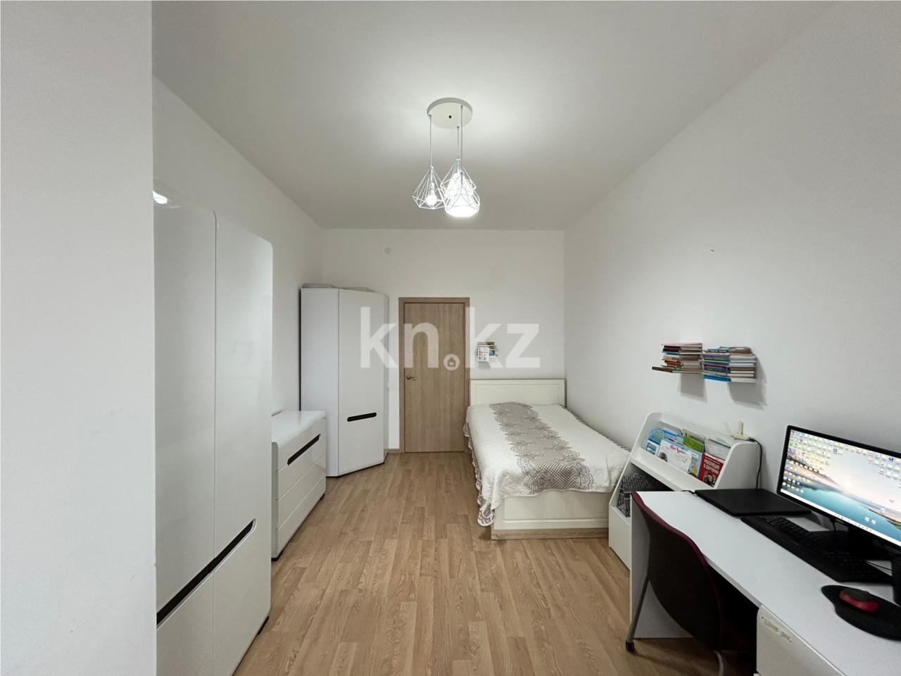 Продажа 4-комнатной квартиры, 110 м², пр. Кабанбай батыра, дом  60а/2 в Астане - фото 8