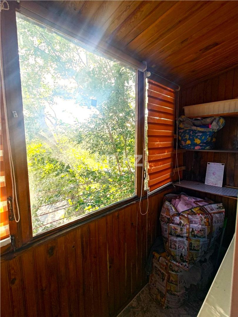 Продажа 3-комнатной квартиры, 48 м², 23-й мкр., дом  34 в Караганде - фото 10