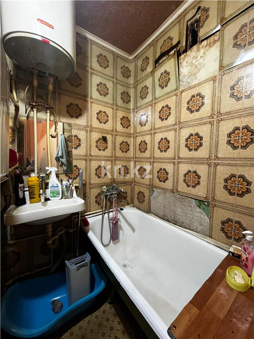 Продажа 2-комнатной квартиры, 45 м², мкр-н 16 в Караганде - фото 5