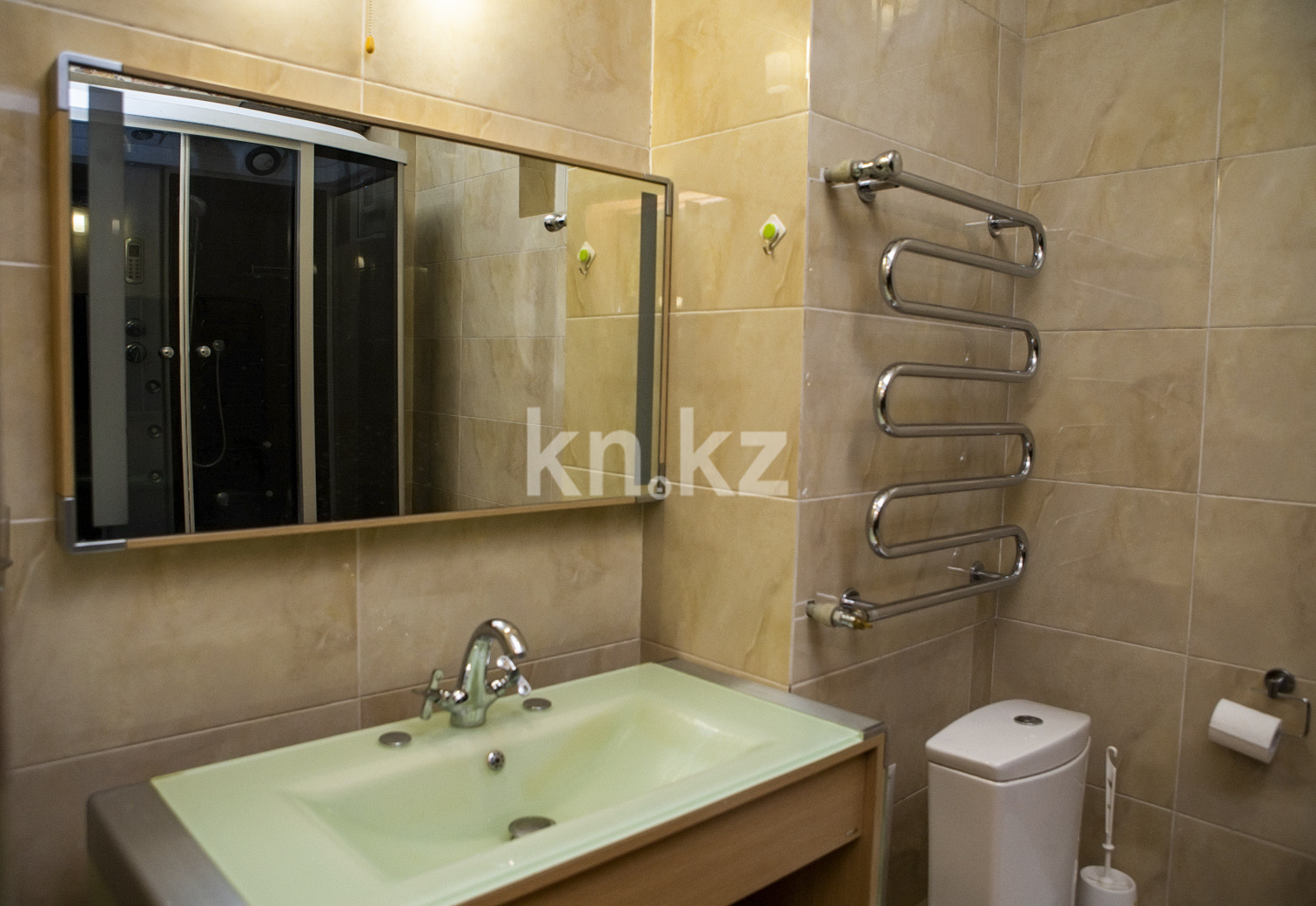 Аренда 3-комнатной квартиры посуточно, 125 м², ул. Радостовца, дом  255 - ул. Утепова в Алматы - фото 14