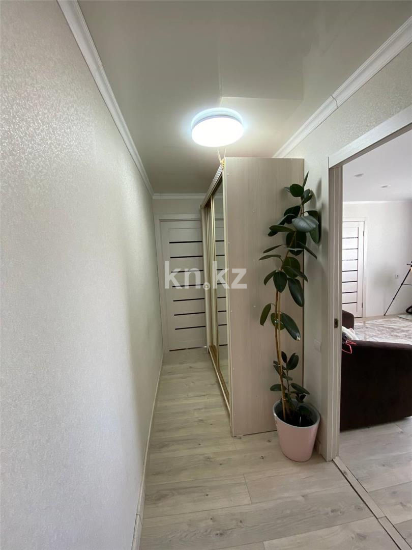 Продажа 3-комнатной квартиры, 59 м², ул. 6-й мик-н в Темиртау - фото 5