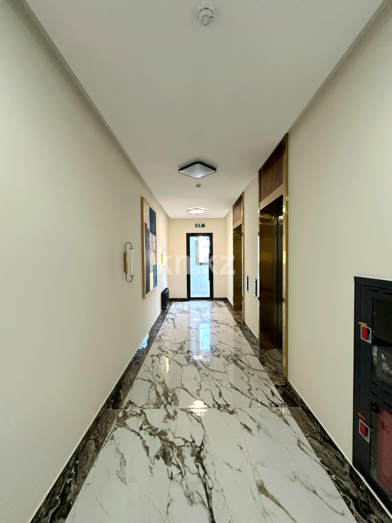 Продажа 2-комнатной квартиры, 75 м², ул. Шаяхметова в Шымкенте - фото 10