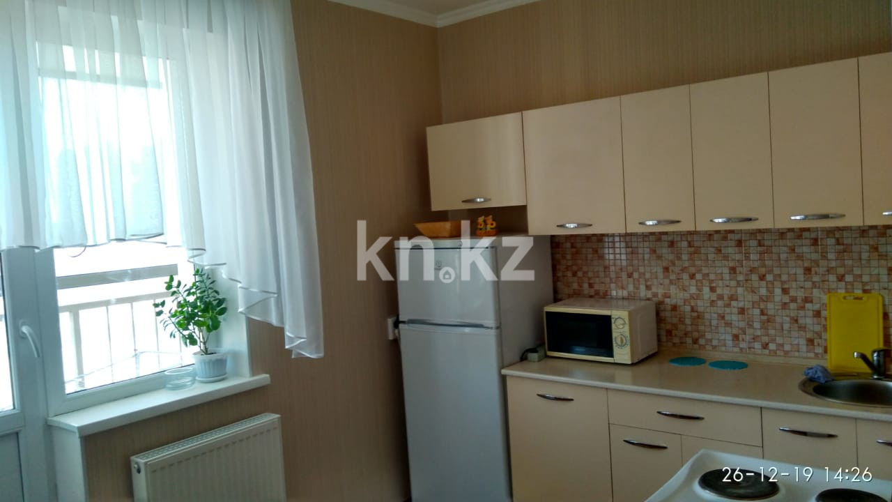 Аренда 1-комнатной квартиры посуточно, 42 м², пр. Туран, дом  55/3 - ул. Керей, Жанибек хандар в Астане - фото 4