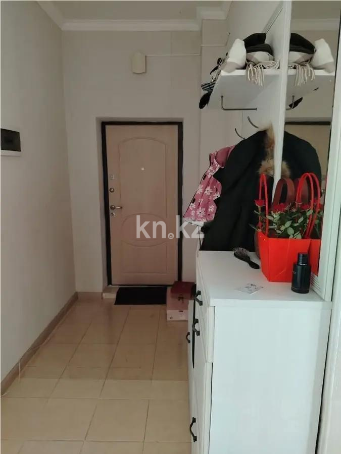 Продажа 3-комнатной квартиры, 97 м², ул. Кунаева, дом  35 в Астане - фото 7