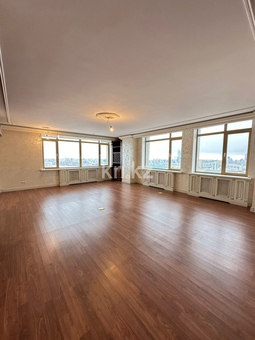 Продажа 4-комнатной квартиры, 300 м², Рахимжана Кошкарбаева в Астане - фото 4