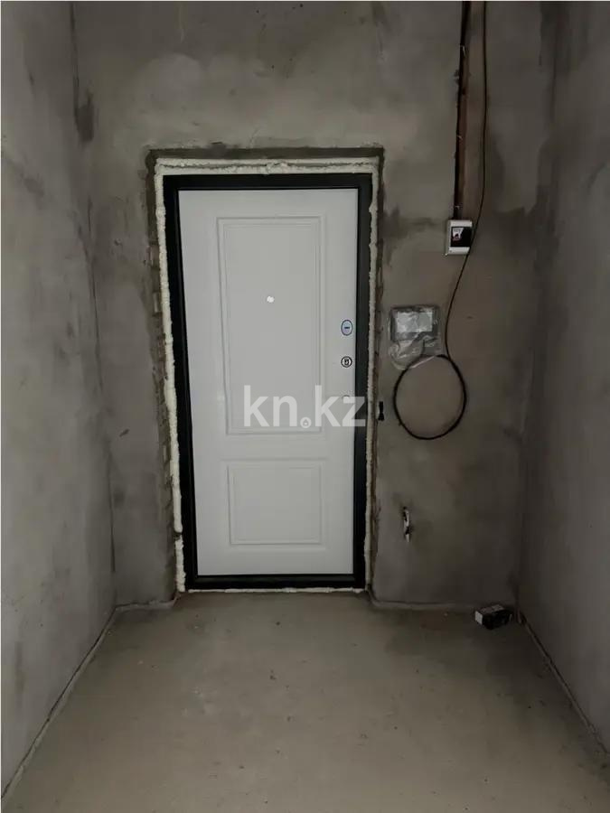 Продажа 1-комнатной квартиры, 36 м², ул. Университетская, дом  18 в Караганде - фото 2