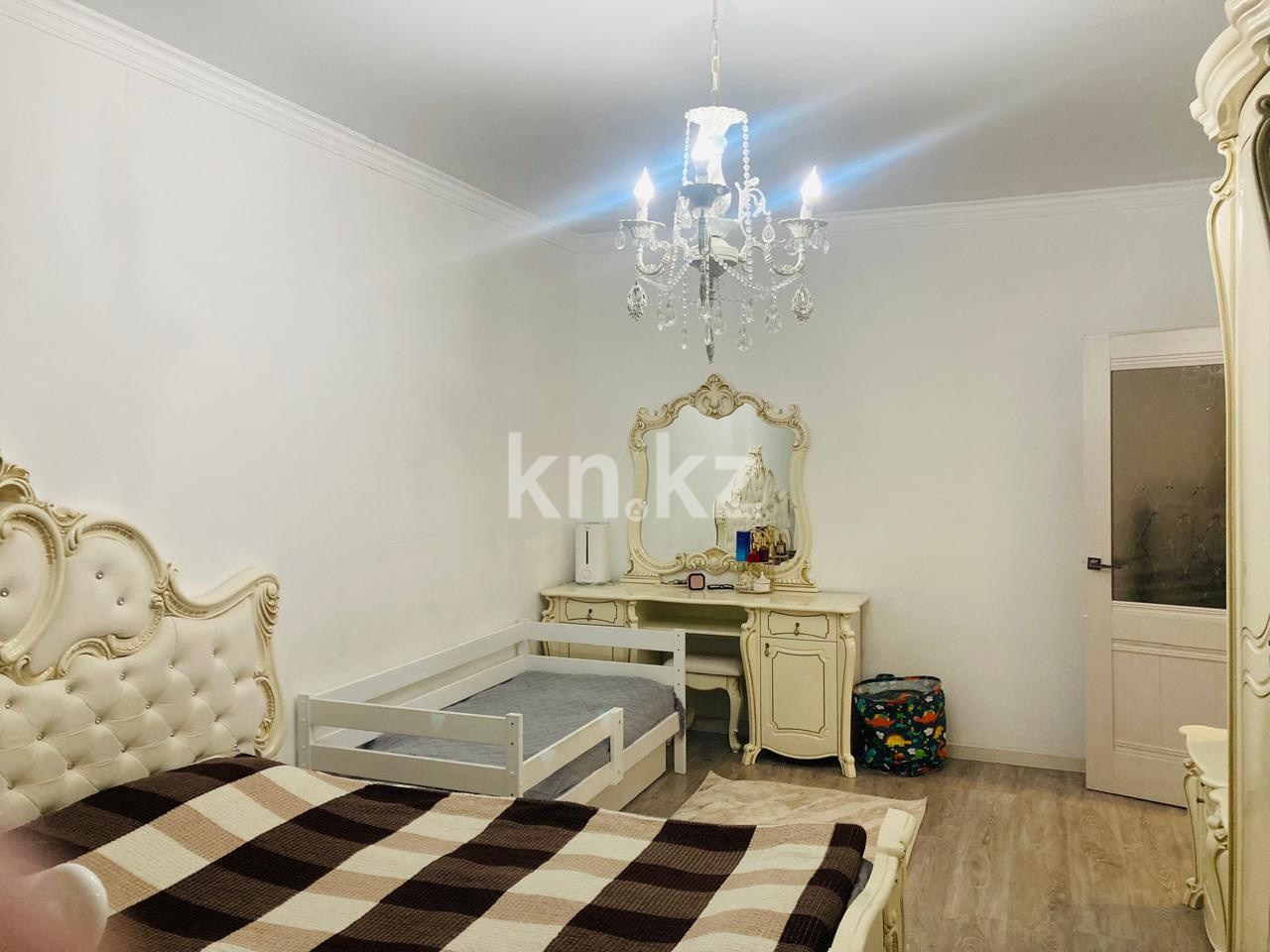 Продажа 2-комнатной квартиры, 62 м², ул. Муканова в Караганде - фото 3