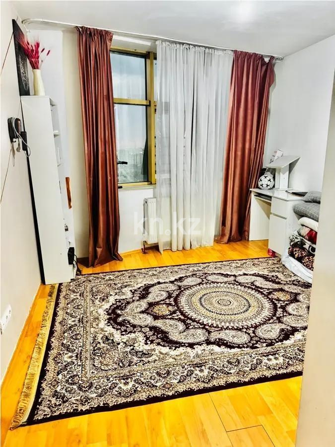 Продажа 2-комнатной квартиры, 67 м², мкр-н Аккент, дом  48 в Алматы - фото 2