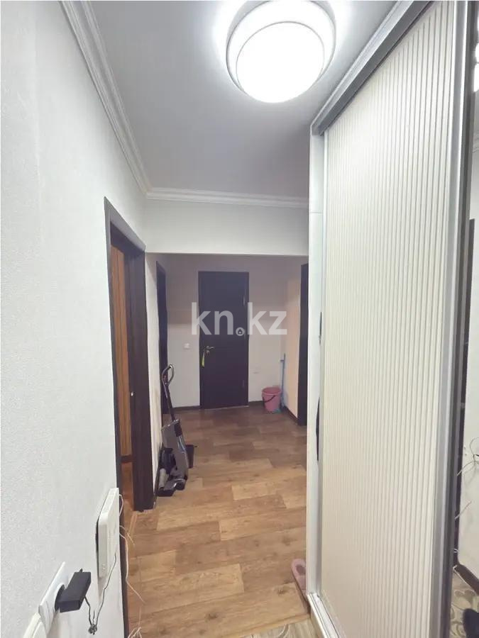 Продажа 4-комнатной квартиры, 75 м², 12 мкр., дом  11 в Алматы - фото 8