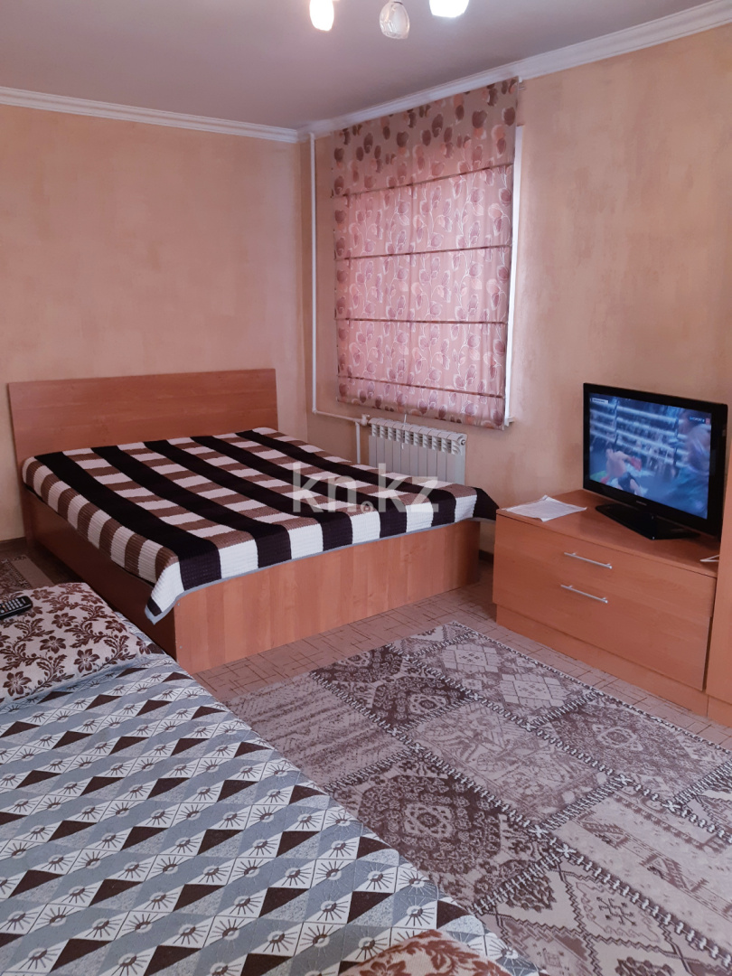 Аренда 1-комнатной квартиры посуточно, 34 м², ул. Алиханова, дом  22/3 в Караганде - фото 3