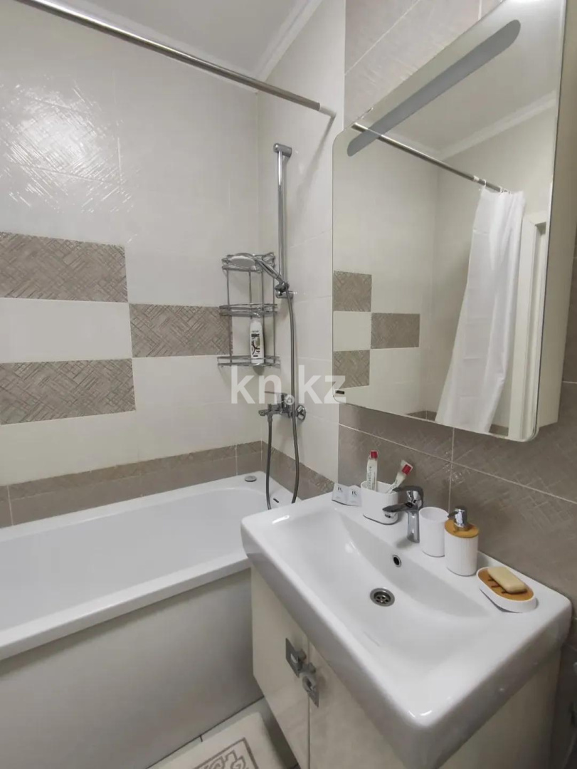 Аренда 1-комнатной квартиры посуточно, 39 м² в Астане - фото 6