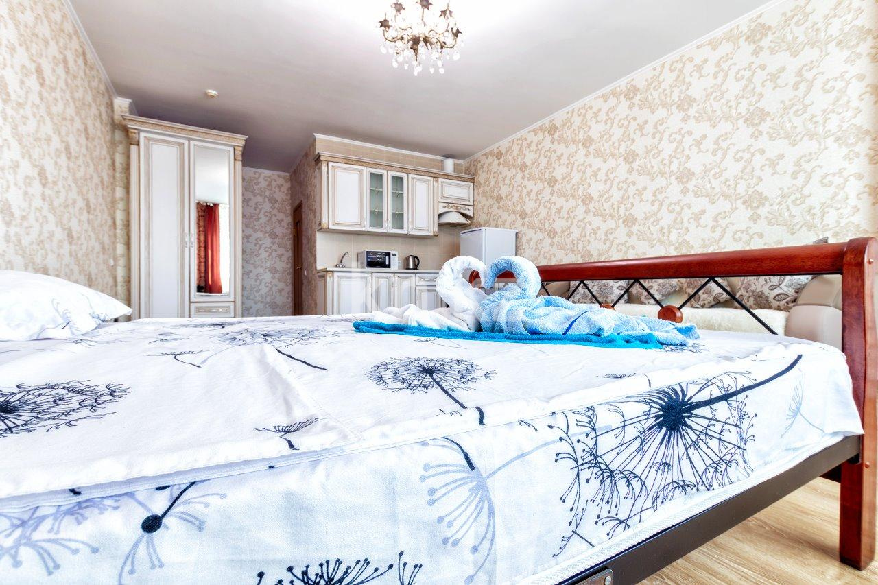 Аренда 1-комнатной квартиры посуточно, 50 м², ул. Достык, дом  5 - ул. Сауран в Астане