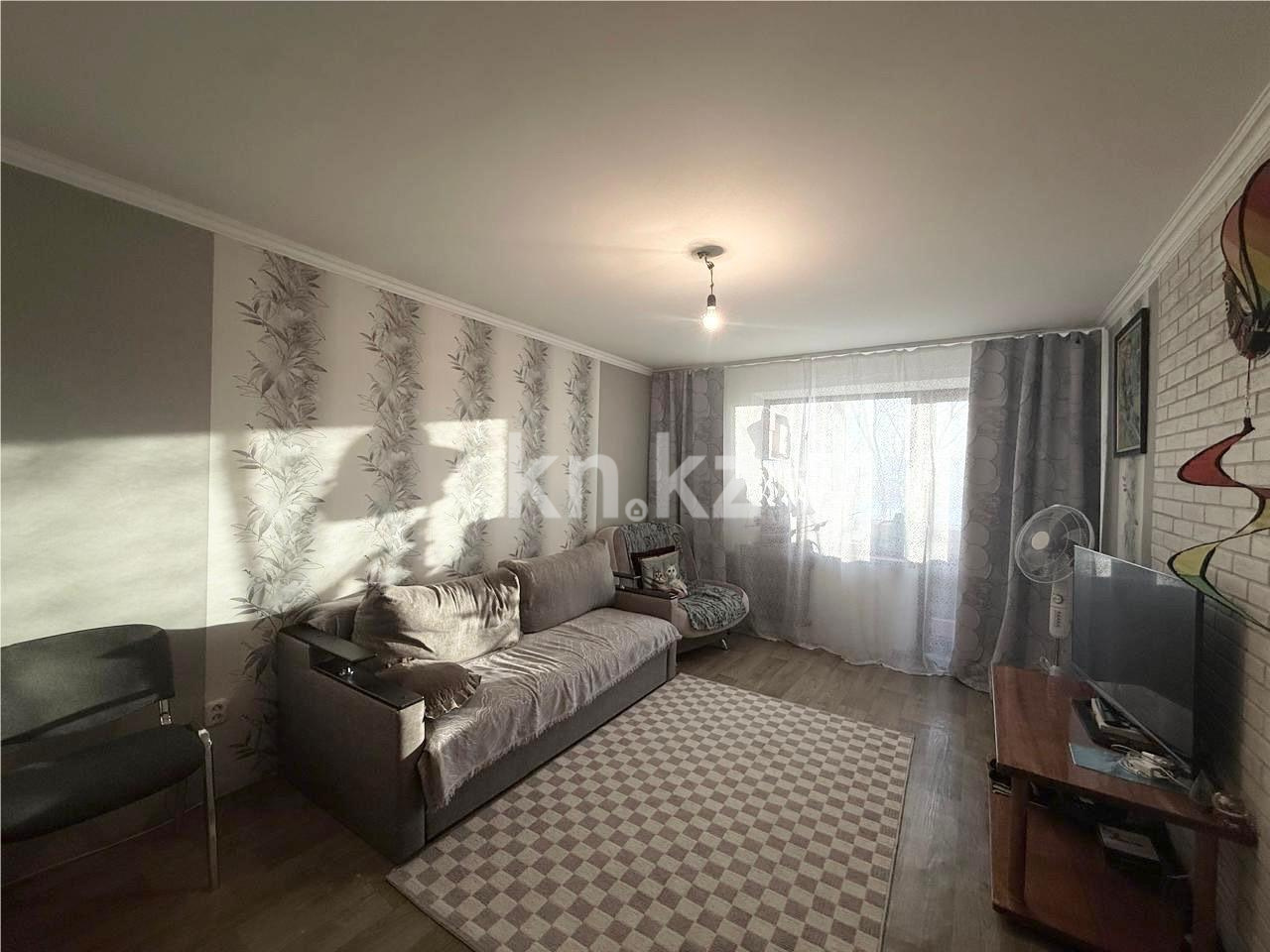 Продажа 3-комнатной квартиры, 61 м² в Караганде