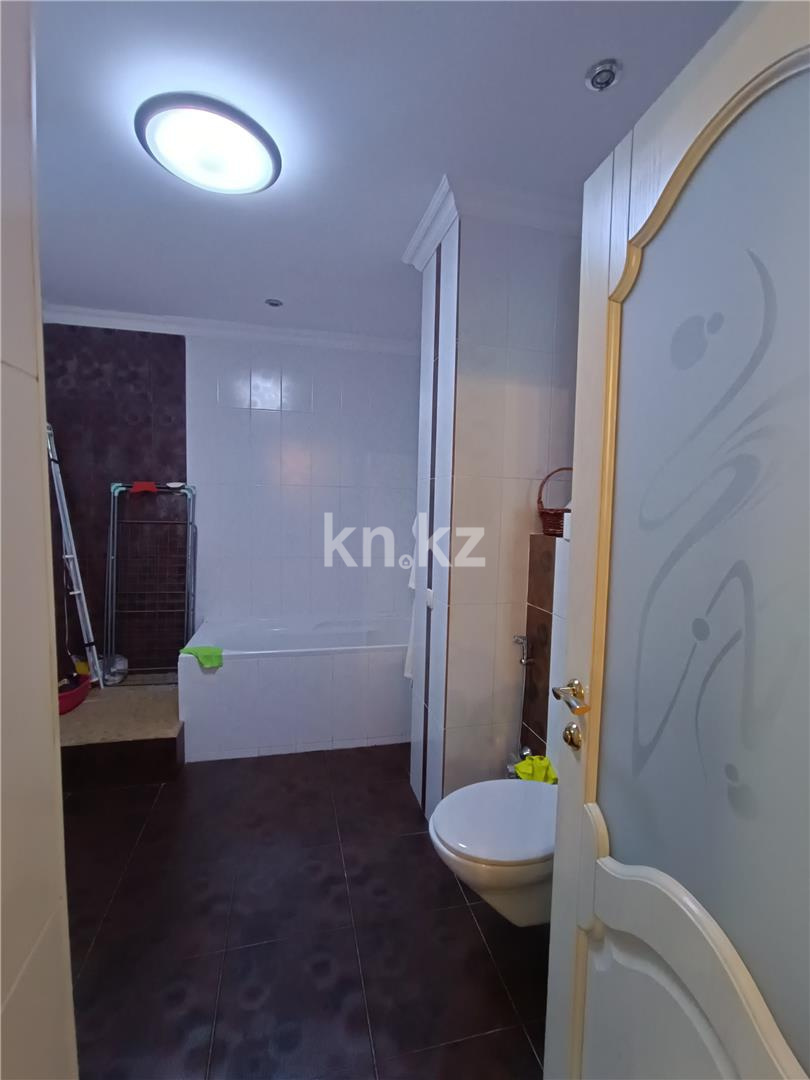 Продажа 3-комнатной квартиры, 134.2 м², ул. Иманбаевой в Астане - фото 6