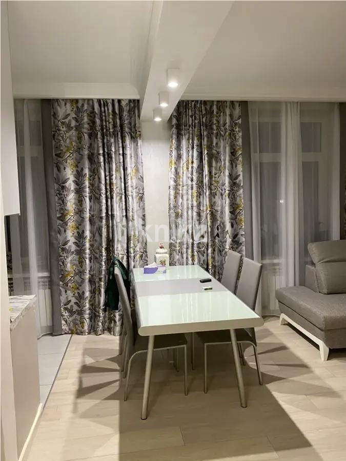 Продажа 3-комнатной квартиры, 86 м², пр. Абылай хана, дом  122 в Алматы