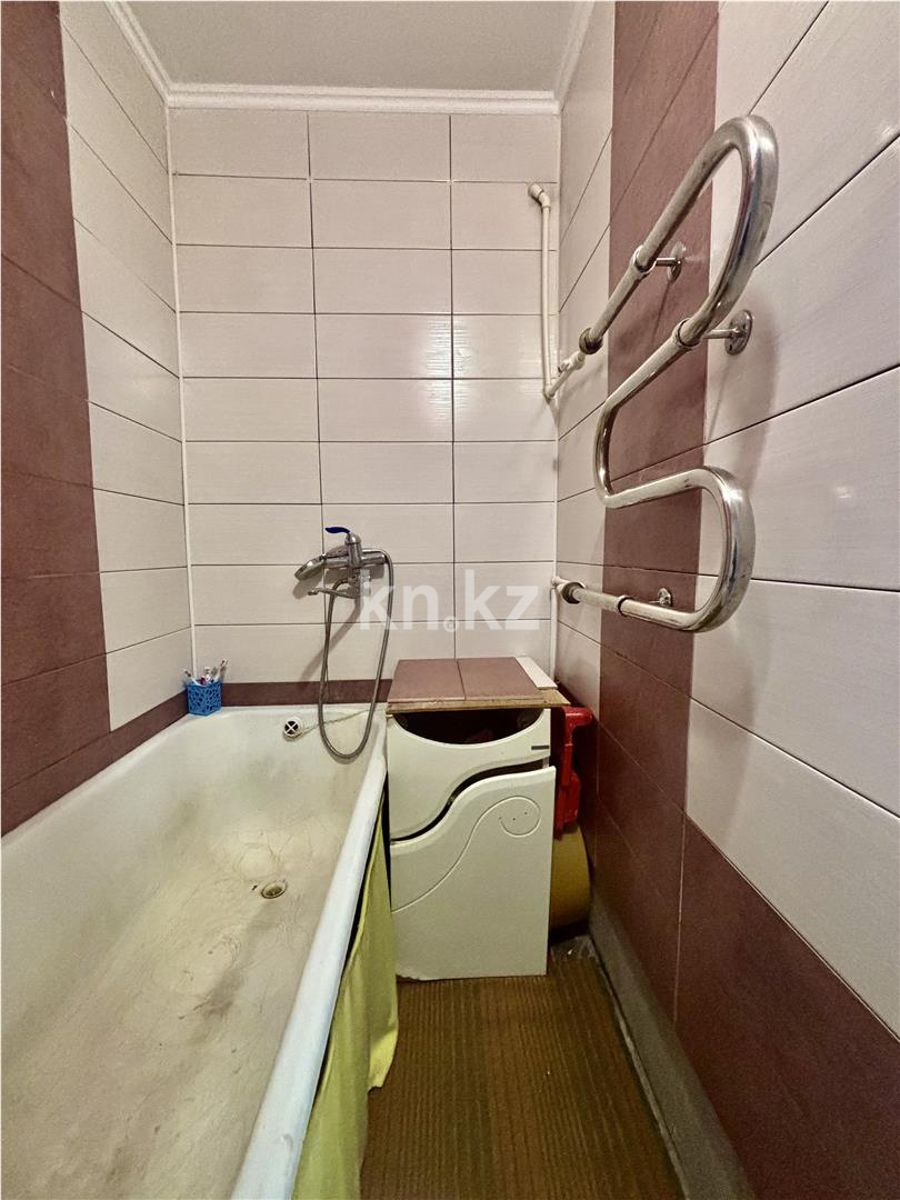 Продажа 2-комнатной квартиры, 47 м², мкр-н 22, дом  6 в Караганде - фото 7