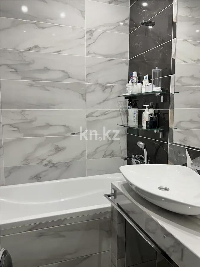 Продажа 3-комнатной квартиры, 66.5 м² в Алматы - фото 4