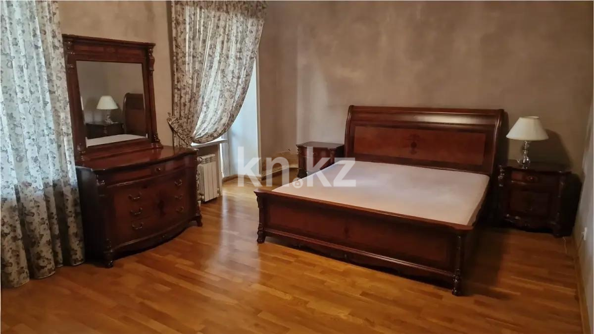 Продажа 5-комнатной квартиры, 189 м² в Караганде