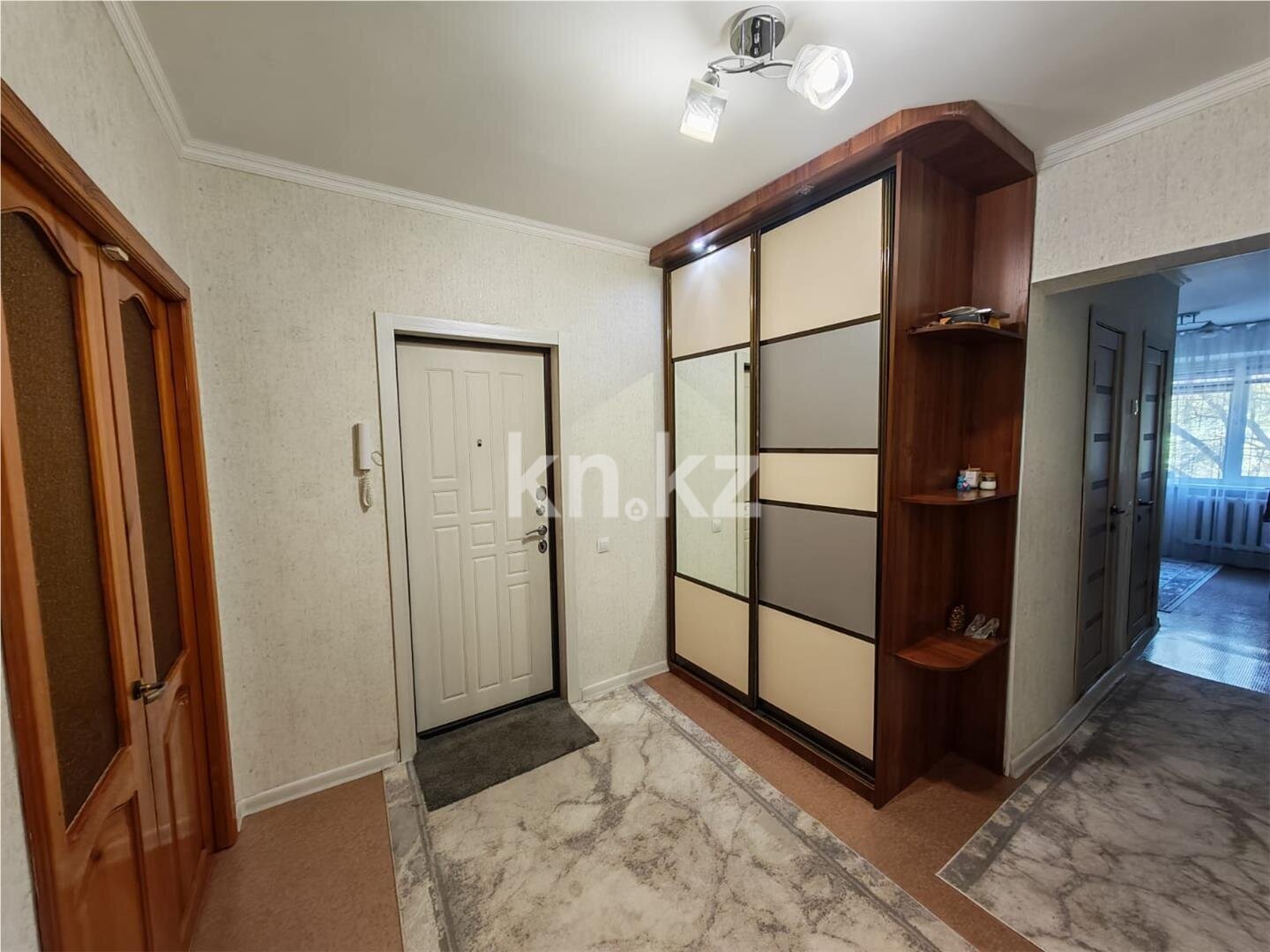 Продажа 3-комнатной квартиры, 70 м² в Караганде - фото 19