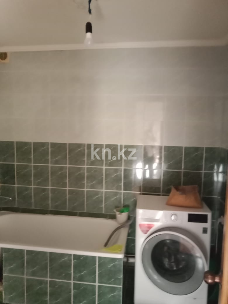 Продажа 4-комнатной квартиры, 78 м², ул. Муканова в Караганде - фото 5