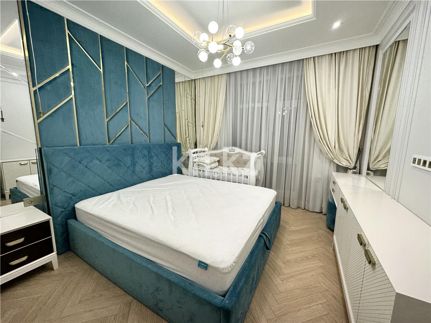 Продажа 3-комнатной квартиры, 115 м², мкр. Степной-2, дом  9/2 в Караганде - фото 5