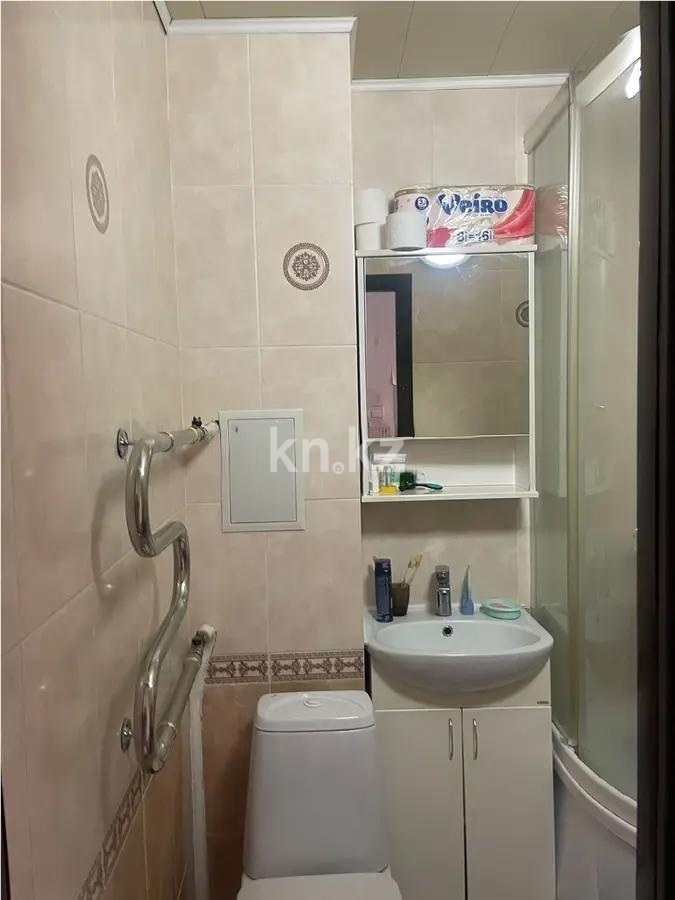 Продажа 3-комнатной квартиры, 58.6 м², мкр-н 1, дом  13 в Алматы - фото 4