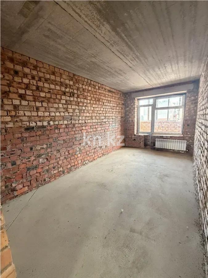 Продажа 4-комнатной квартиры, 80 м² в Астане - фото 2