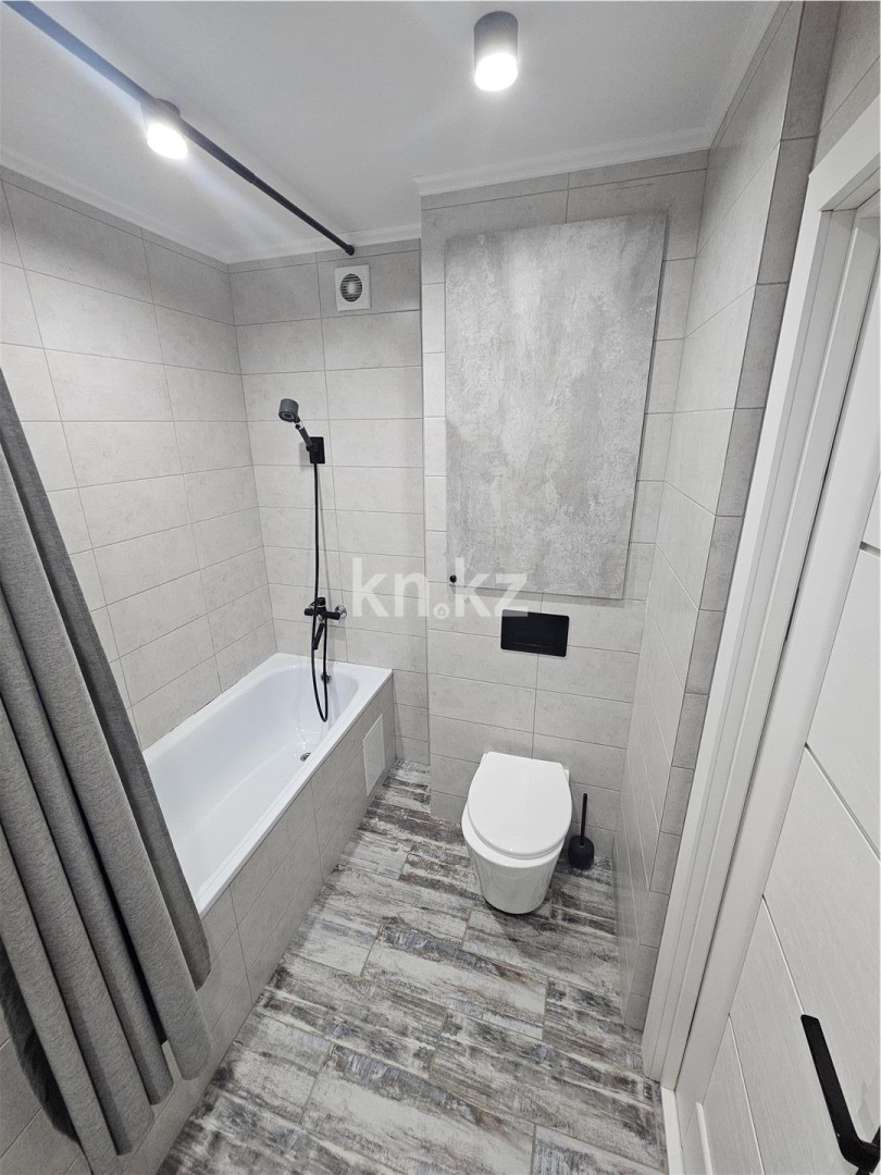 Продажа 3-комнатной квартиры, 54 м², ул. Терешковой в Караганде - фото 11