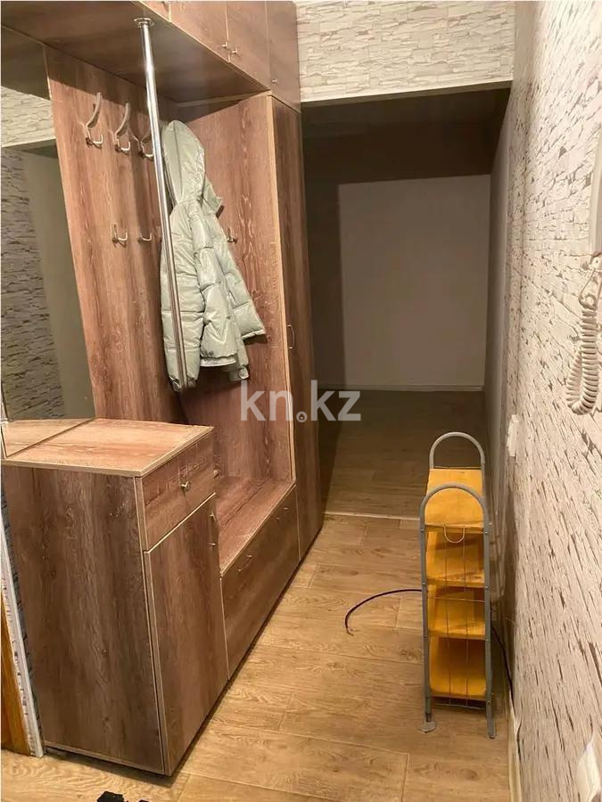 Продажа 3-комнатной квартиры, 49.5 м² в Алматы - фото 4