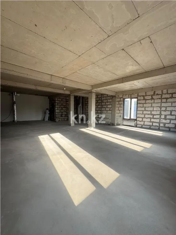 Продажа 4-комнатной квартиры, 127.3 м² в Алматы - фото 2