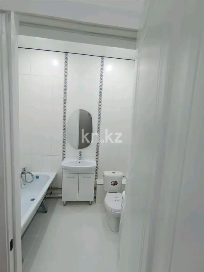 Продажа 1-комнатной квартиры, 45 м², пр. Кошкарбаева, дом  32/1 в Астане - фото 3
